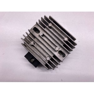 SPANNUNGSREGLER KTM DUKE 125 4T 2010