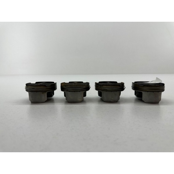 KIT 4 PISTONI PISTONE SUZUKI GSXR GSX-R 600 2004-2005