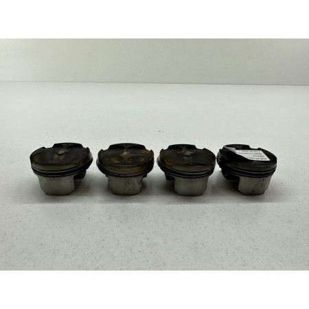 KIT 4 PISTONI PISTONE SUZUKI GSXR GSX-R 600 2004-2005