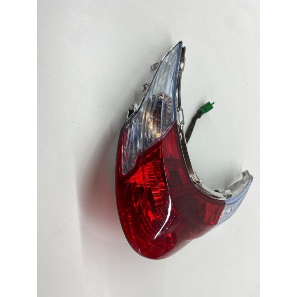 FARO FANALE POSTERIORE KYMCO AGILITY PLUS 50 125 150 R16 2016-2022