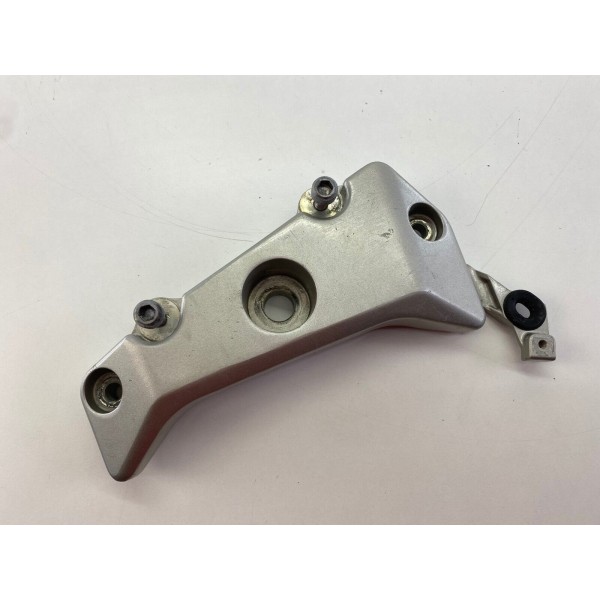 SUPPORT REPOSE-PIED DROIT HONDA CBF 600 S 2004-2007 PC38