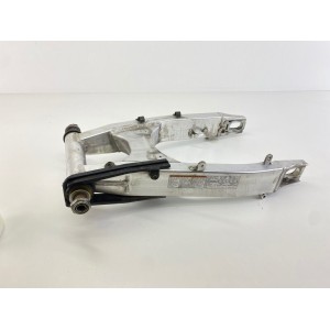 FORCELLONE POSTERIORE RUOTA SUZUKI GSXR GSX-R 600 750 2001 2002 2003 K1 K2 K3