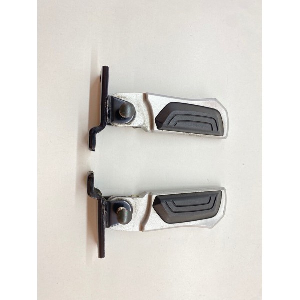 KIT PAIR OF RIGHT LEFT PASSENGER PEDALS SYM MAXSYM 400 i 2011-2016