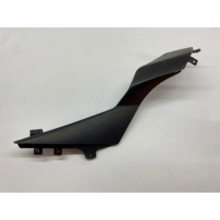 CARÉNAGE LATÉRAL DROIT DERBI GPR 125 2T 2004-2012
