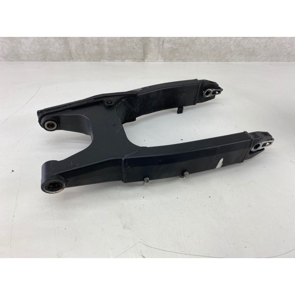 FORCELLONE POSTERIORE NERO HONDA CBR 600 F  2001-2006