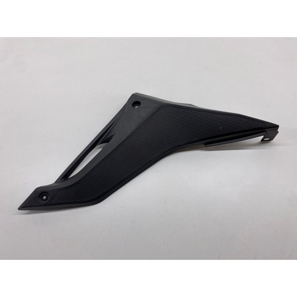PANEL LATERAL PLÁSTICO DERECHO YAMAHA YZF R 125 2008-2016