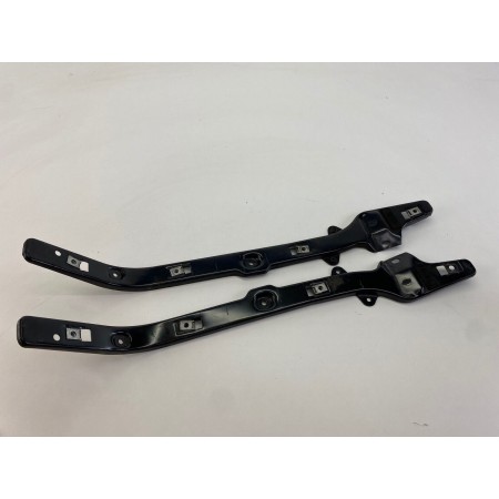 ESTRIBERA DERECHA IZQUIERDA PIAGGIO X8 125 200 250 2004-2006