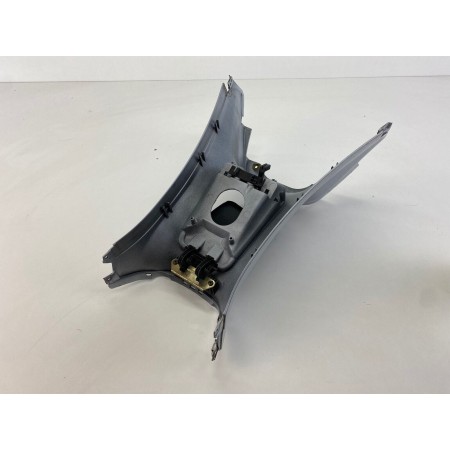 TÚNEL CENTRAL PUERTA DE COMBUSTIBLE PIAGGIO X8 125 200 250 2004-2006