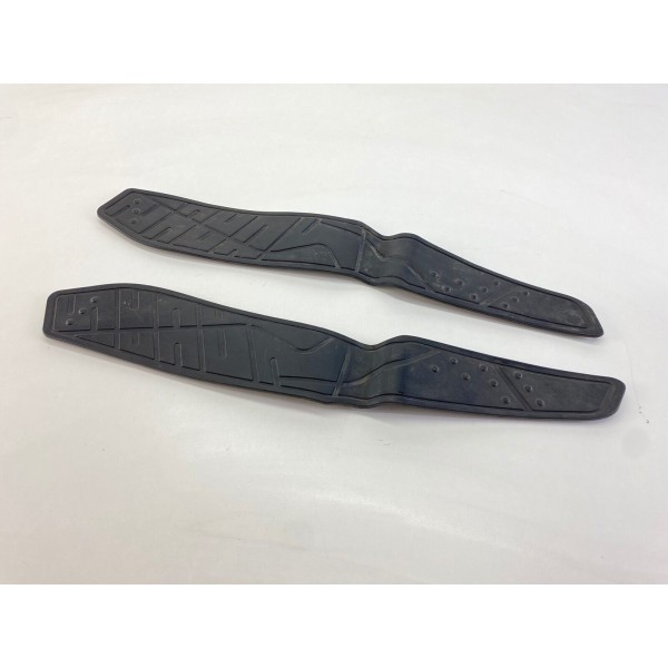 COPPIA TAPPETTINI PEDANA POGGIA PIEDI DX SX KYMCO XCITING 300 I R 2007-2014