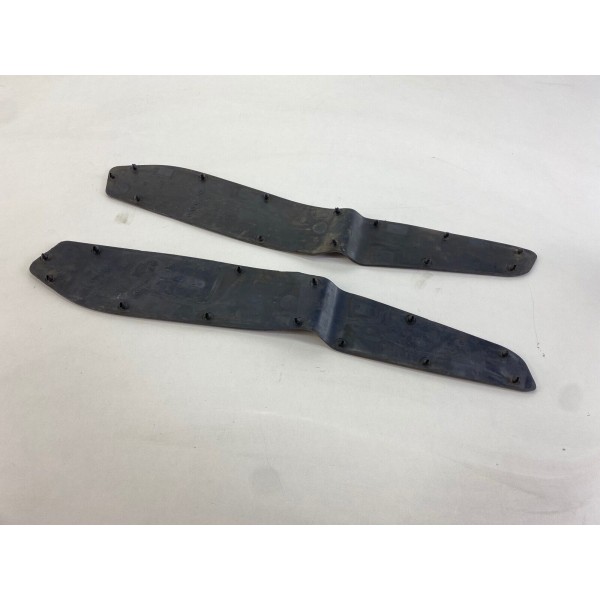 COPPIA TAPPETTINI PEDANA POGGIA PIEDI DX SX KYMCO XCITING 300 I R 2007-2014