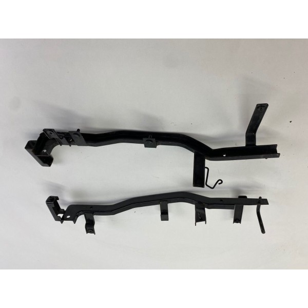 COPPIA STAFFE SUPPORTO PEDANA DX SX KYMCO XCITING 300 I R 2007-2014