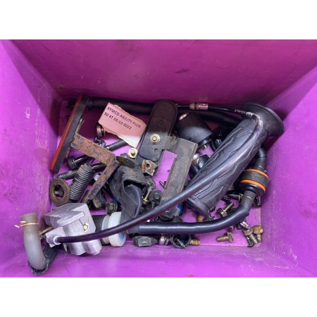 KYMCO AGILITY PLUS + R16 50 4T 2014-18 2019-2021 SCHRAUBENSATZ