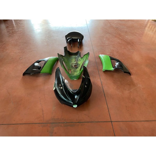 KIT CARENE VETRORESINA PISTA KAWASAKI NINJA ZX-6R 636  2005-2006