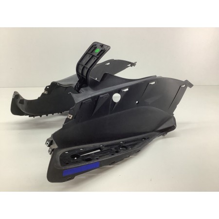 FUSSRASTENTUNNEL YAMAHA XMAX X-MAX 125 250 2011-2013