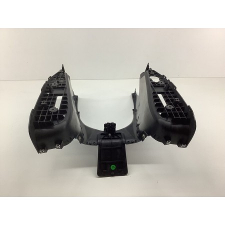 PEDANA POGGIA PIEDI TUNNEL YAMAHA XMAX X-MAX 125 250 2011-2013