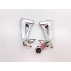 PAAR BEIFAHRERFUSSRASTEN HINTEN RECHTS SUZUKI SV 650 1999-2002