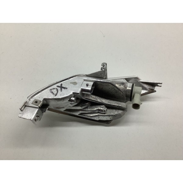 FARO FRECCIA POSTERIORE DESTRA DX PIAGGIO BEVERLY SPORT TOURING 350 ie 2011-2017