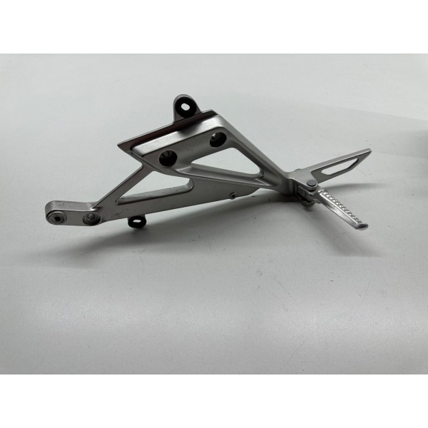FOOTREST BRACKET LEFT HONDA INTEGRA NC 750 DCT 2018-2020