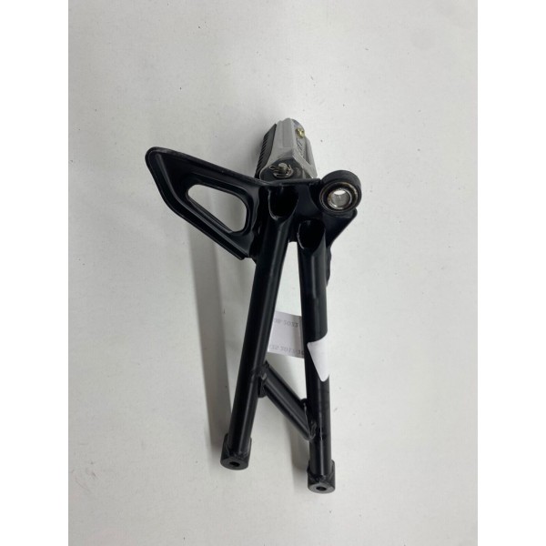 PEDALHALTER RECHTS BENELLI BN 251 KSR GRS 125 4T 2014-2016-2020