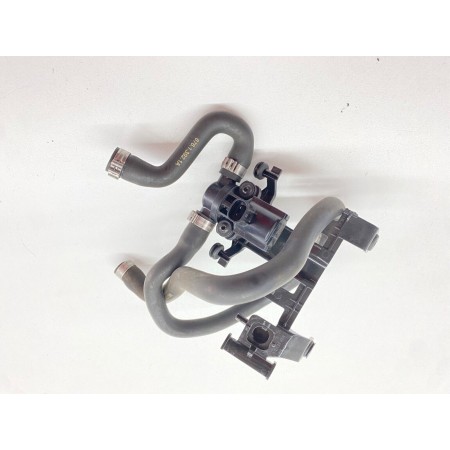 DUCATI PANIGALE STREETFIGHTER V4S SECONDARY SMOKE INTAKE VALVE