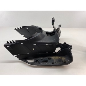 PEDANA CENTRALE TUNNEL YAMAHA XMAX X-MAX 125 250 2005-2009 CARBURATORE 2