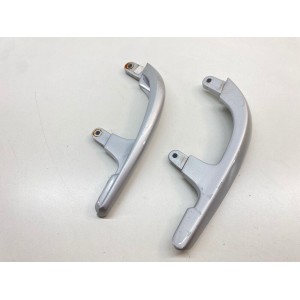 PAIR OF REAR PASSENGER HANDLES RIGHT LEFT YAMAHA XMAX X-MAX 125 250 2005-2009