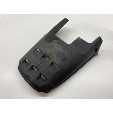 PEDESTAL DE PLASTICO KYMCO AGILITY 200i R16 plus 2014-2017