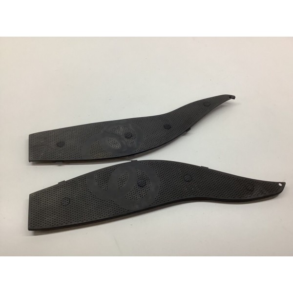 PAAR GUMMIFUSSMATTEN RECHTS LINKS GILERA NEXUS 250 500 2003-2005