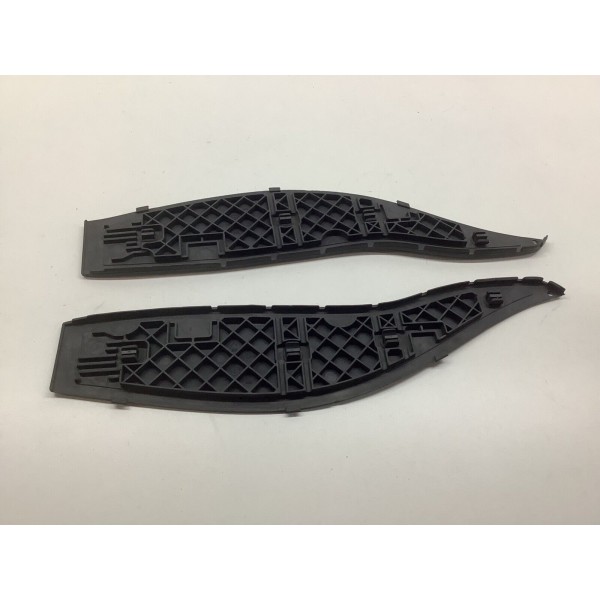 COPPIA TAPPETTINI IN GOMMA PEDANA DX SX GILERA NEXUS 250 500 2003-2005