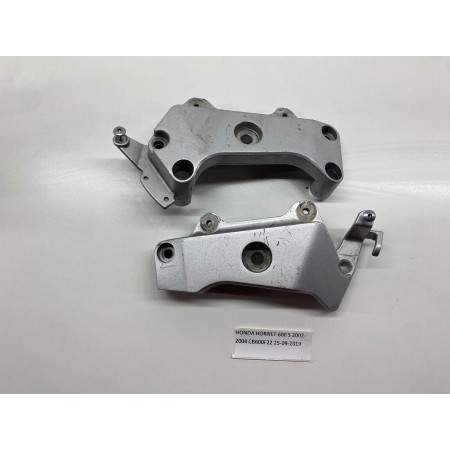 COPPIA STAFFE SUPPORTO PEDANA DX SX HONDA HORNET 600 S 2000-2004