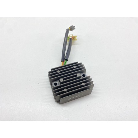 REGOLATORE DI TENSIONE ORIGINALE APRILIA TUONO 1000 R 1998-2001-2003 RSV 1000