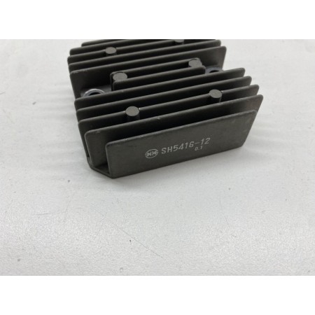 REGOLATORE DI TENSIONE ORIGINALE APRILIA TUONO 1000 R 1998-2001-2003 RSV 1000