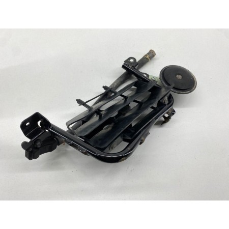 FRONT GRILLE FRAME RIGHT YAMAHA DT 125 R X RE 2001-2006 E117E