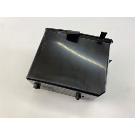 ORIGINAL PIAGGIO VESPA 50 4T 4 V SPRINT SPRING 2014-2018 BATTERY COMPARTMENT BOX