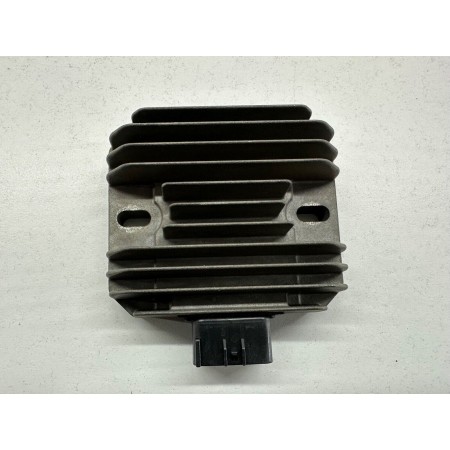 RÉGULATEUR DE TENSION SUZUKI BURGMAN 400 2004-2005
