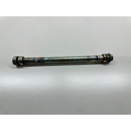 HINTERRAD ACHSSTIFT HONDA CBR 900 RR 1996-1997 SC33