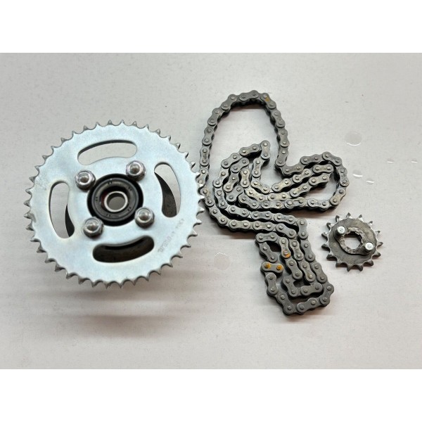 KIT CATENA CORONA PIGNONE HONDA CBR 125 4T 2004-2005-2006