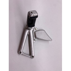 FAHRERFUSSRASTE RECHTS HINTEN BREMSE DUCATI ST2 944 1997-2001