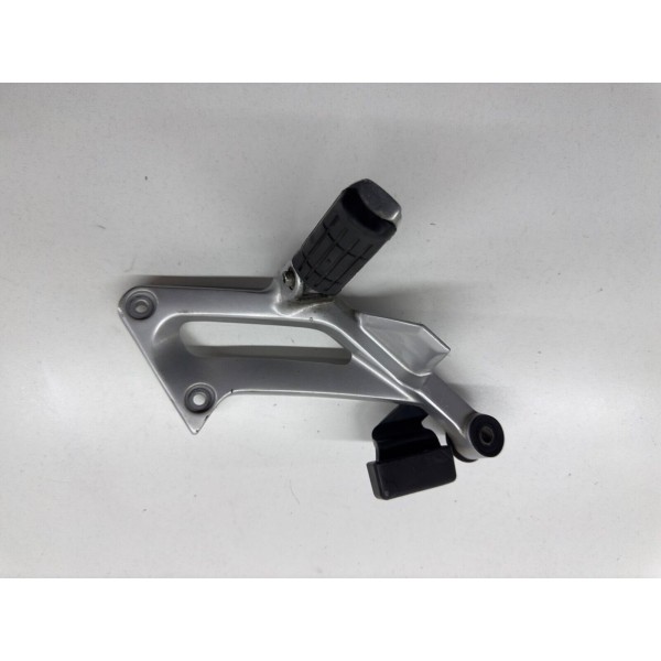 PEDANA SUPPORTO PEDANA DESTRA DX YAMAHA FJR 1300 ABS 2002-2005