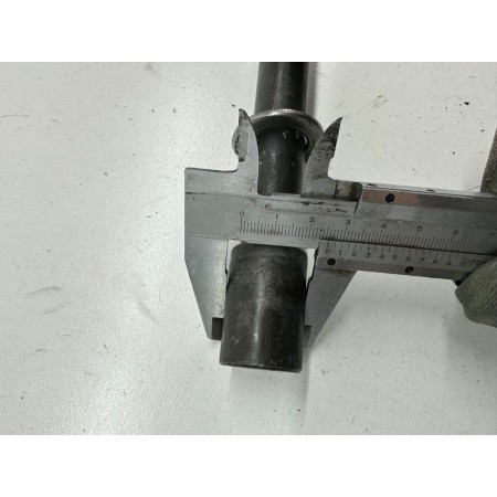 RADACHSE PIN HINTERRADFELGE YAMAHA FJR 1300 ABS 2002-2005