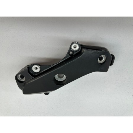 SUPPORT DE CADRE DROIT HONDA CBR 600 F 2011-2013 PC412