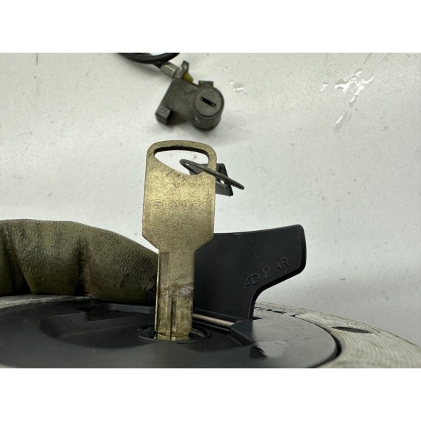 KIT SERRATURE BLOCHETTI CHIAVE TAPPO SUZUKI GSXR GSX-R 600 STRAD 1996-2000