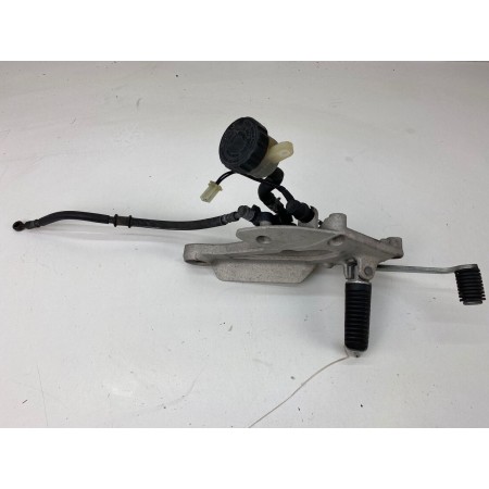PEDANA PILOTA DESTRA DX FRENO POST YAMAHA XJ6  DIVERSION 600 1992-2002