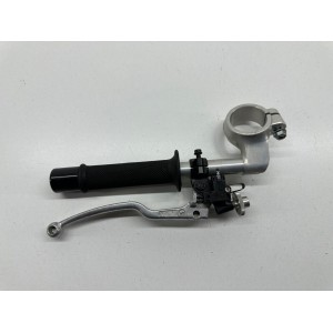 HALBE LENKERKUPPLUNG LINKS SUZUKI GSXR GSX-R 600 STRAD 1996-2000 2