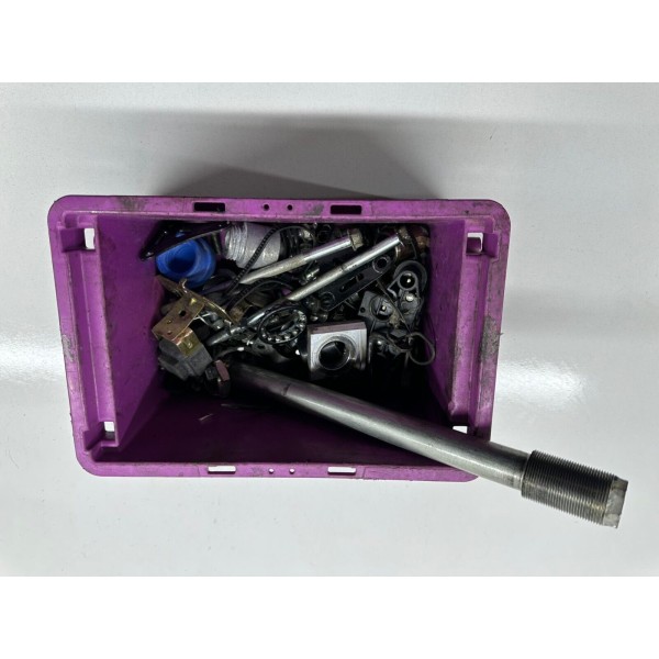 KIT VITI VITERIA BULLONI SUZUKI GSXR GSX-R 600 STRAD 1996-2000