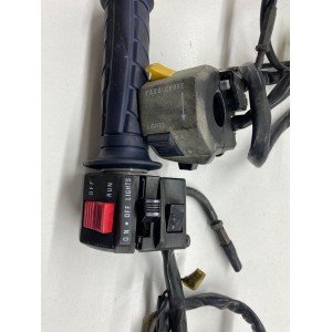 PAIRE D'INTERRUPTEURS DE DÉVIATION DROITE SUZUKI GSX 600F 1988-1997 2