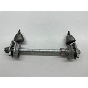 PERNO ASSE RUOTA POSTERIORE KAWASAKI ER6-F ER6-F ER6F ER6N 2009-2011