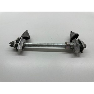 PERNO ASSE RUOTA POSTERIORE KAWASAKI ER6-F ER6-F ER6F ER6N 2009-2011 2