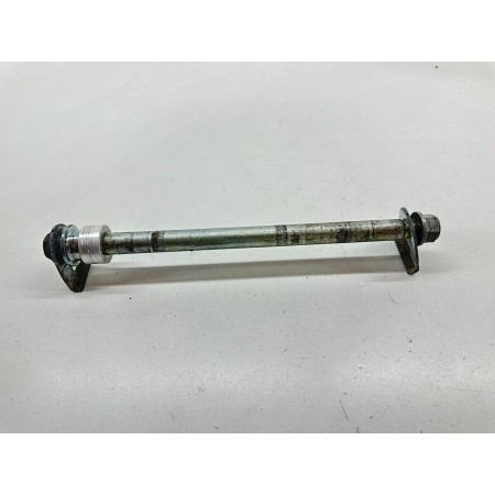 REAR WHEEL AXLE PIN SUZUKI RF600 R 1993-1998 GN76