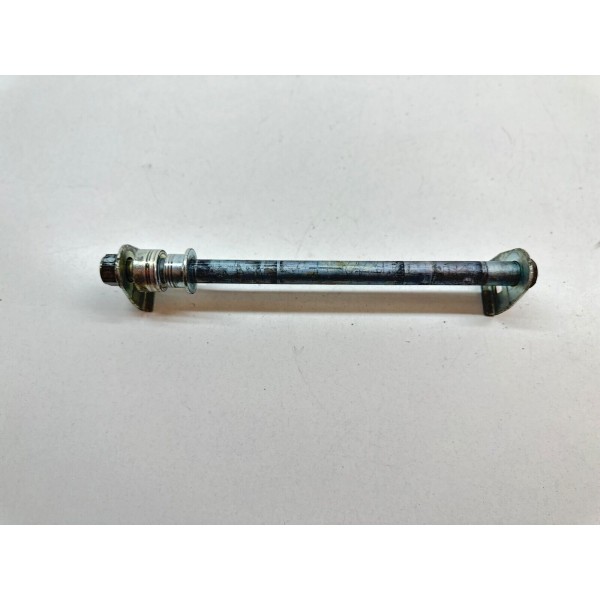 PERNO ASSE RUOTA POSTERIORE SUZUKI GSF BANDIT 600 2000-2004-2005